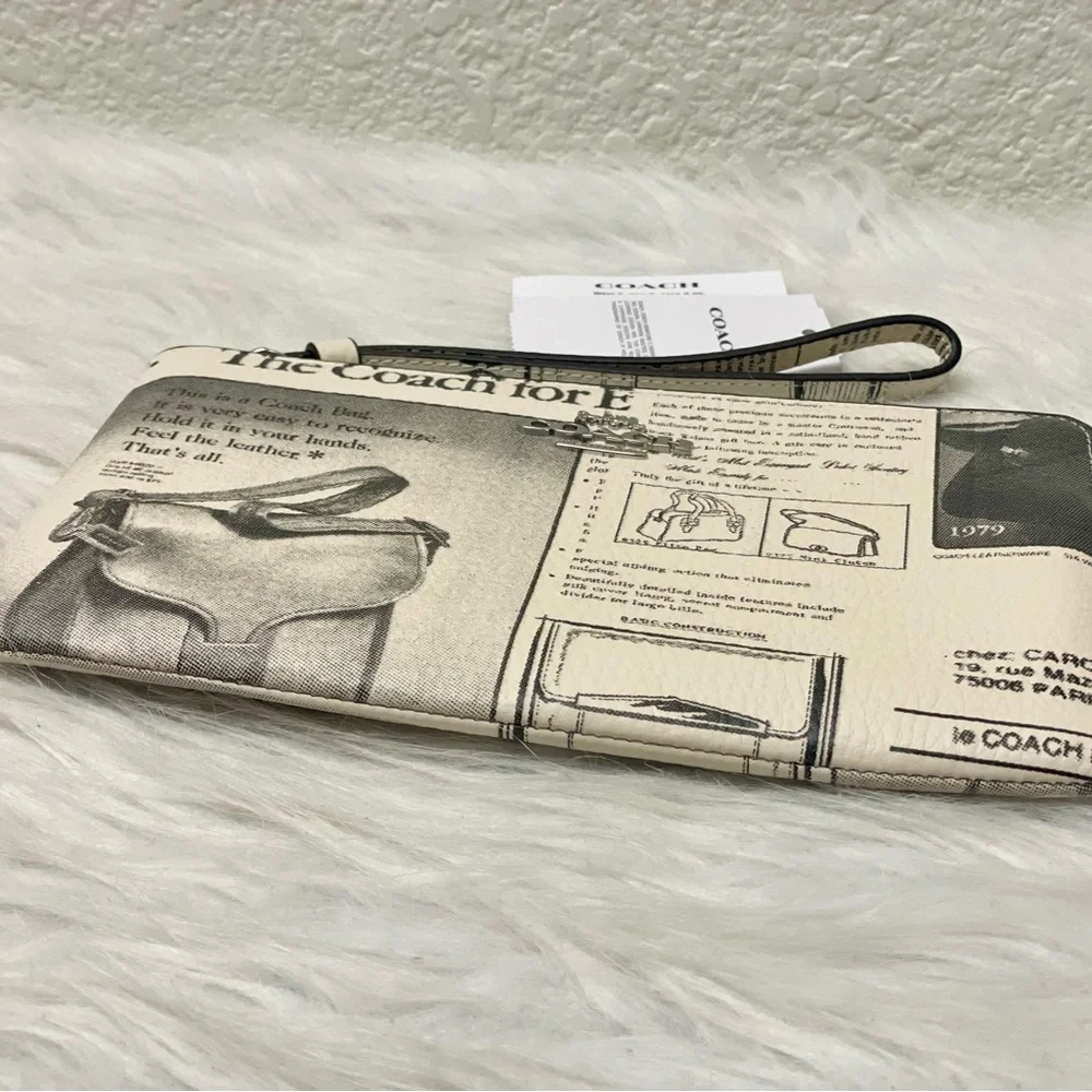 NWT Coach Large Corner Zip Wristlet With Newspaper Print CDE80 in Chalk Multi - Picture 5 of 8